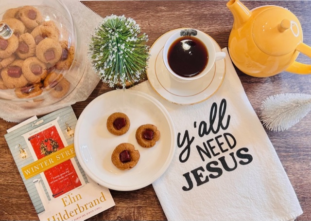 thumbprint cookie, christmas cookie, guava cookie